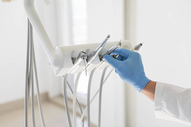 24/7 Emergency Dental experts in Lochmoor Waterway Estates, FL